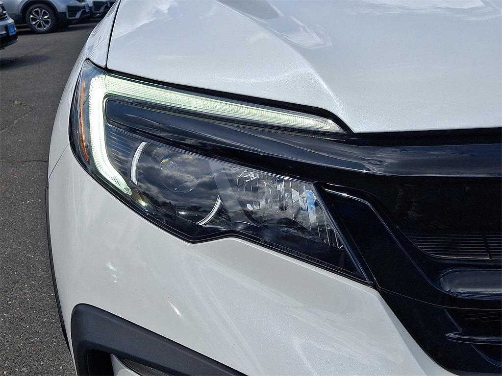 used 2022 Honda Pilot car, priced at $30,995