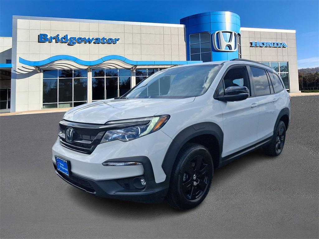 used 2022 Honda Pilot car, priced at $30,995