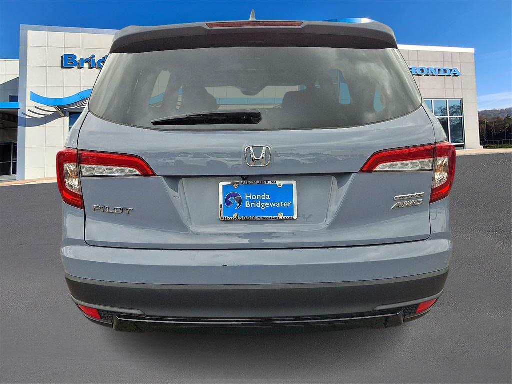 used 2022 Honda Pilot car, priced at $27,995