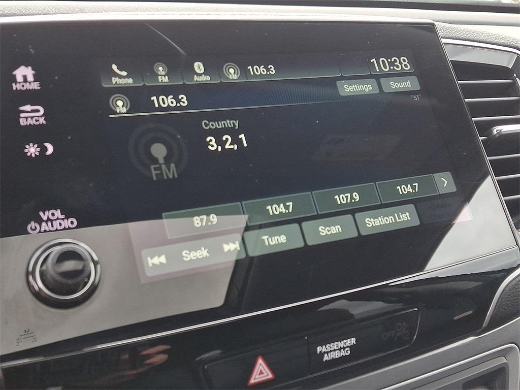 used 2022 Honda Pilot car, priced at $27,995