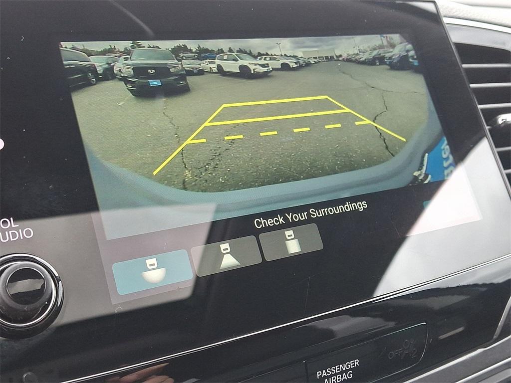 used 2022 Honda Pilot car, priced at $27,995