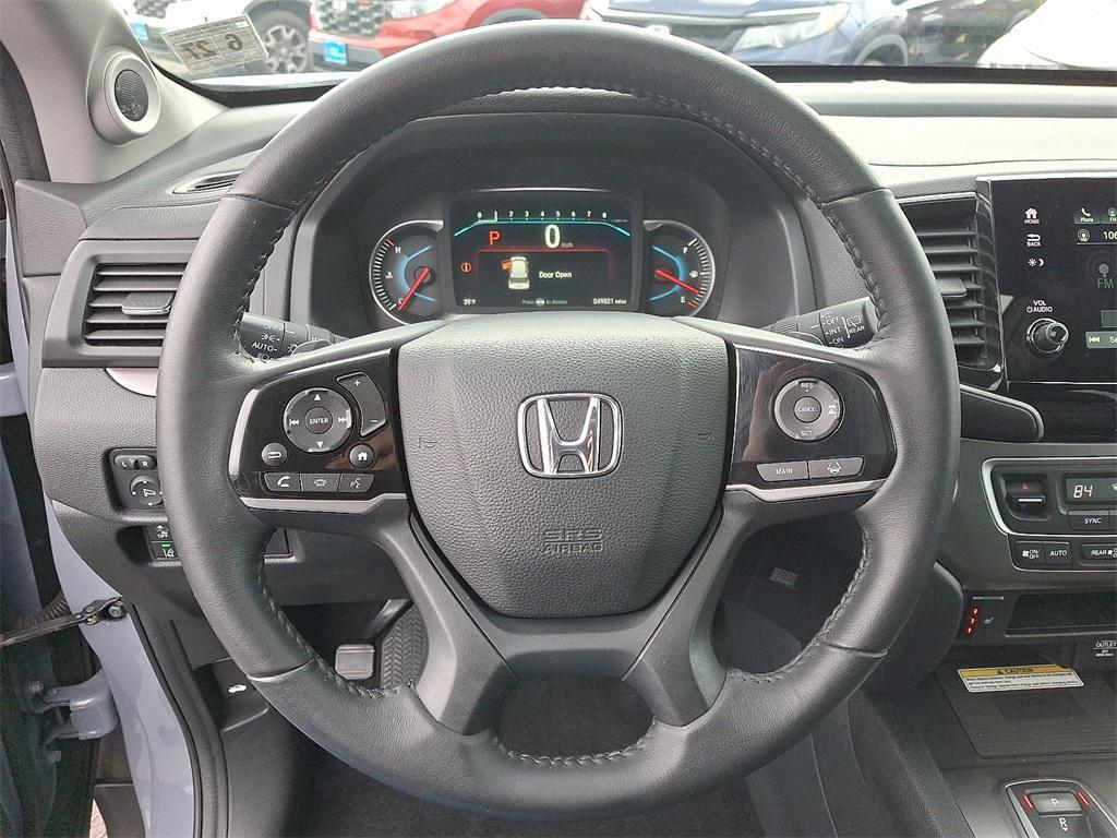 used 2022 Honda Pilot car, priced at $27,995