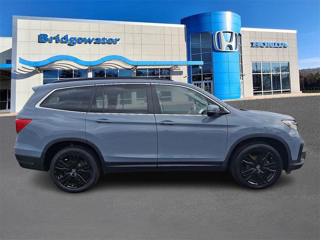 used 2022 Honda Pilot car, priced at $27,995