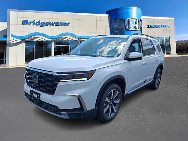 new 2025 Honda Pilot car, priced at $51,505