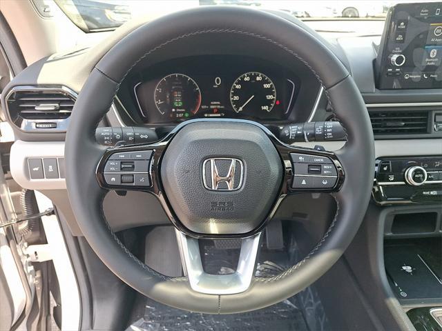 new 2025 Honda Pilot car, priced at $51,505