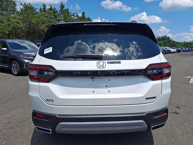 new 2025 Honda Pilot car, priced at $51,505