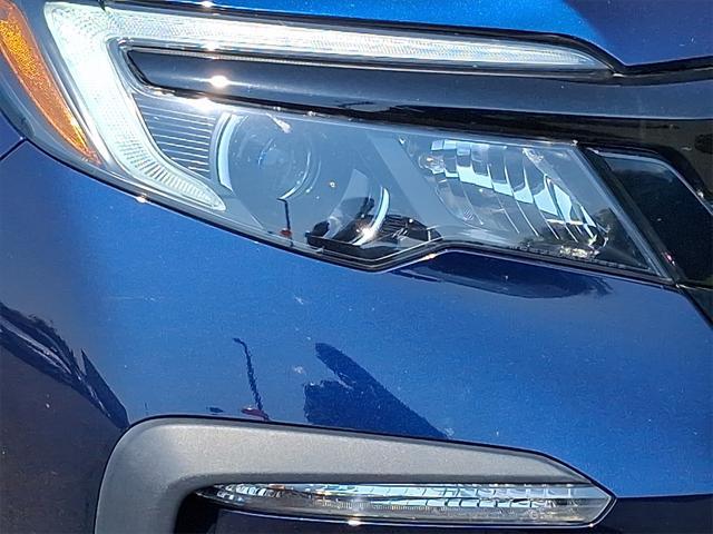 used 2022 Honda Pilot car, priced at $28,995