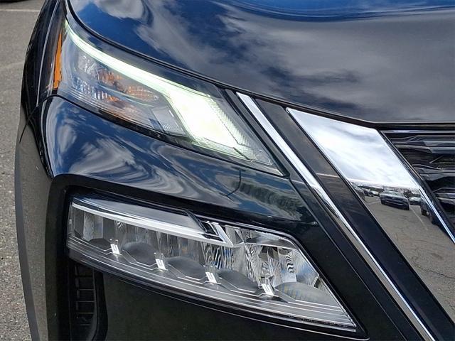 used 2021 Nissan Rogue car, priced at $22,395