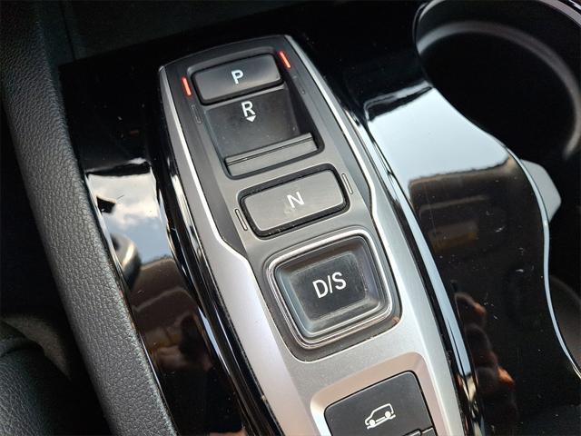 used 2022 Honda Pilot car, priced at $33,995