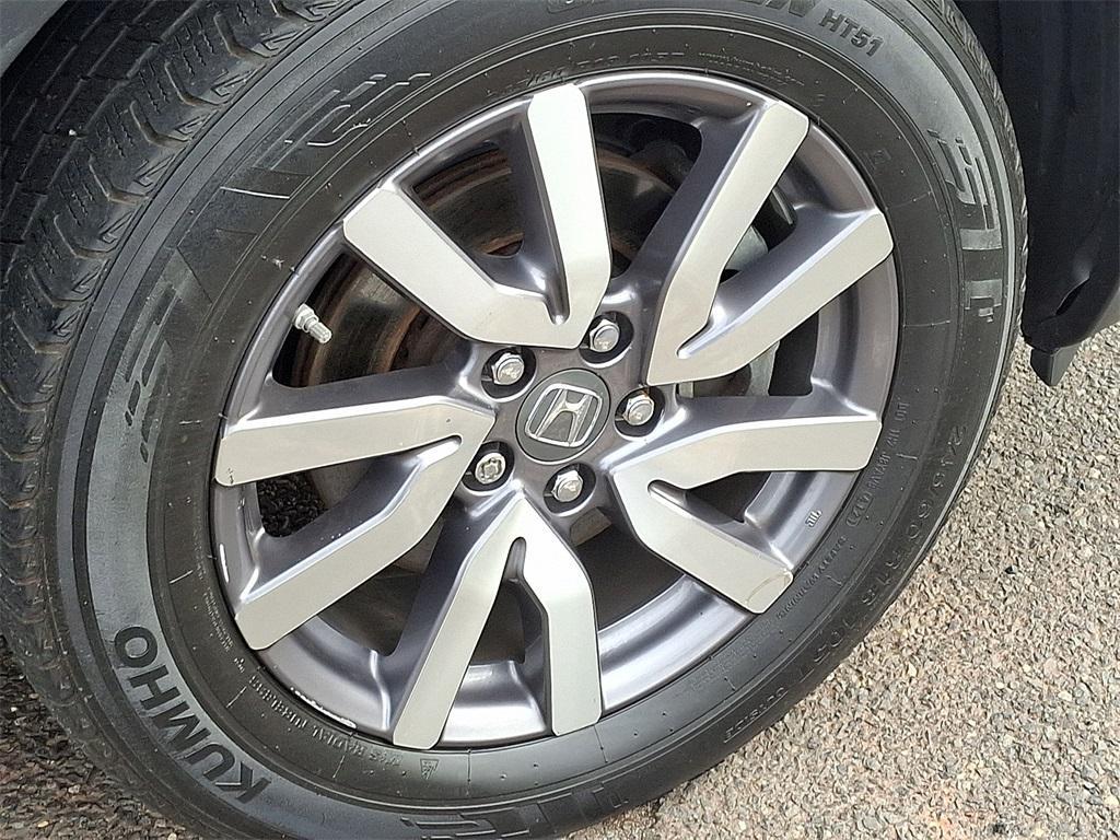 used 2020 Honda Pilot car, priced at $17,495