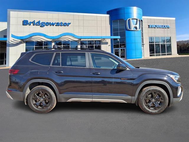 used 2024 Volkswagen Atlas car, priced at $38,975