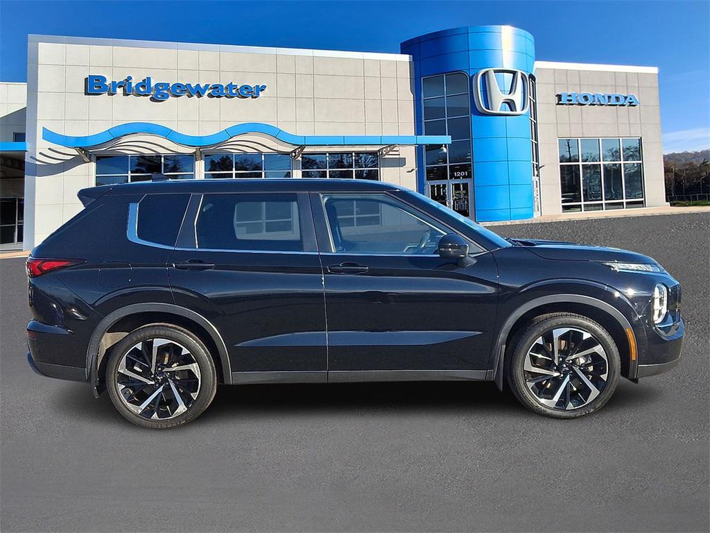 used 2022 Mitsubishi Outlander car, priced at $14,995