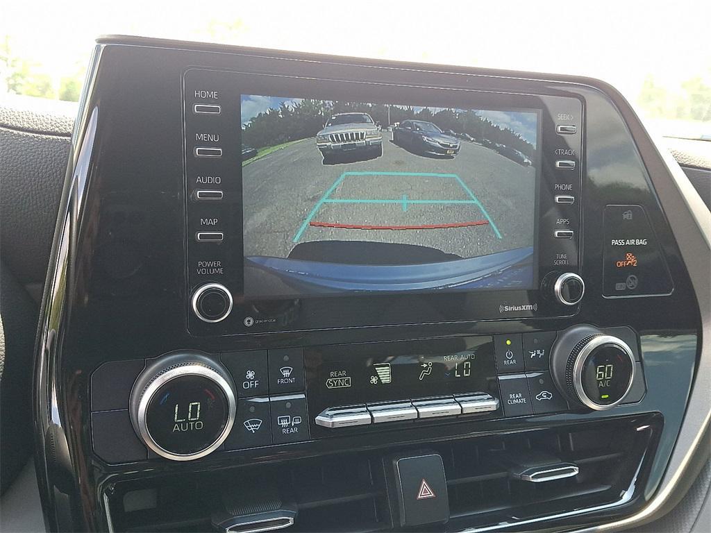 used 2022 Toyota Highlander car, priced at $23,795