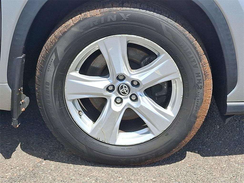 used 2022 Toyota Highlander car, priced at $23,795