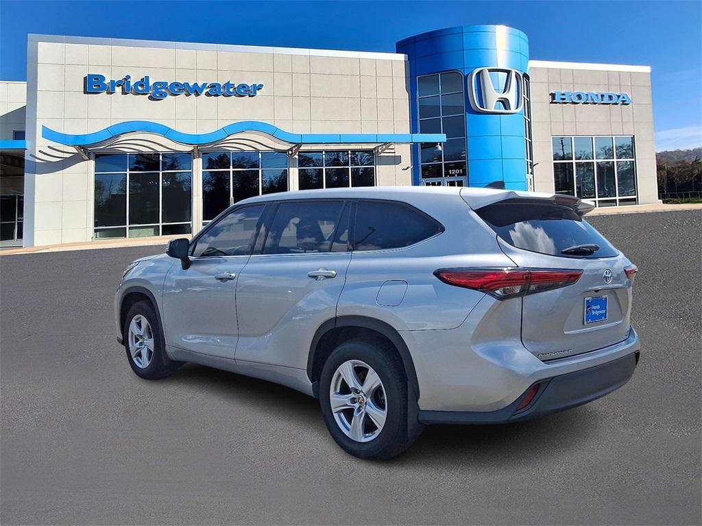 used 2022 Toyota Highlander car, priced at $23,795