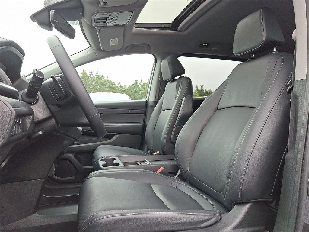 used 2021 Honda Odyssey car, priced at $21,995