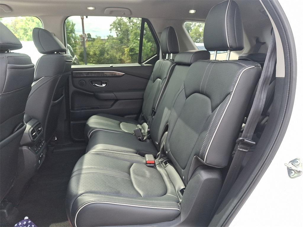 used 2023 Honda Pilot car, priced at $42,595