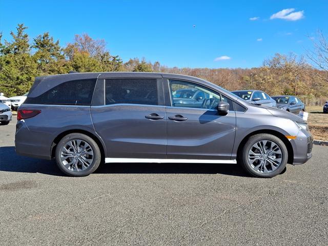 new 2025 Honda Odyssey car, priced at $48,005