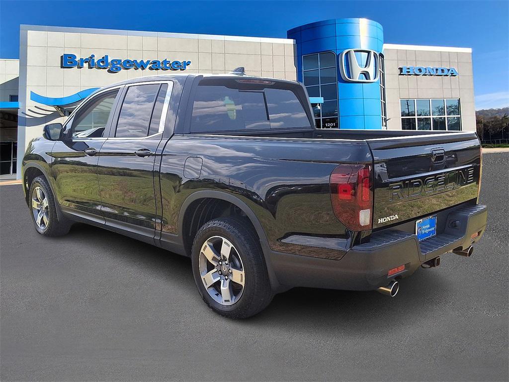 used 2024 Honda Ridgeline car, priced at $35,995