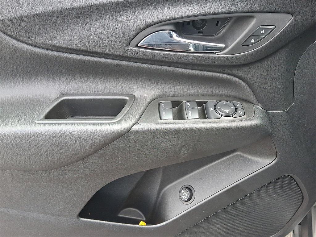 used 2022 Chevrolet Equinox car, priced at $19,995