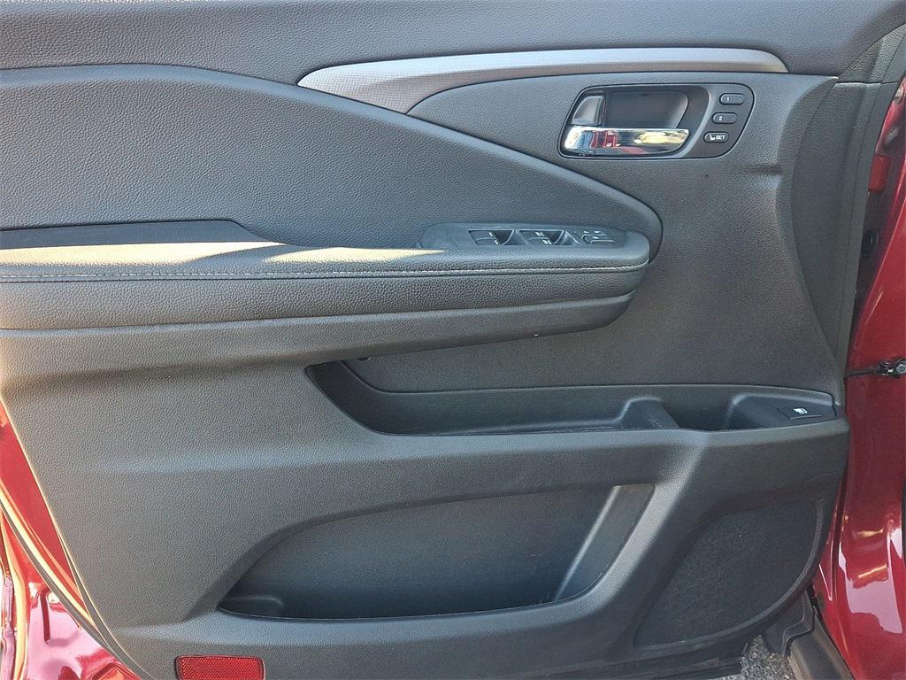 used 2023 Honda Ridgeline car, priced at $28,795