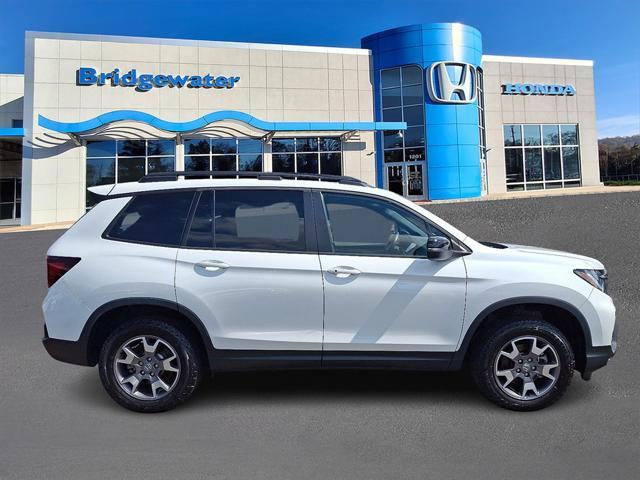 used 2022 Honda Passport car, priced at $27,395