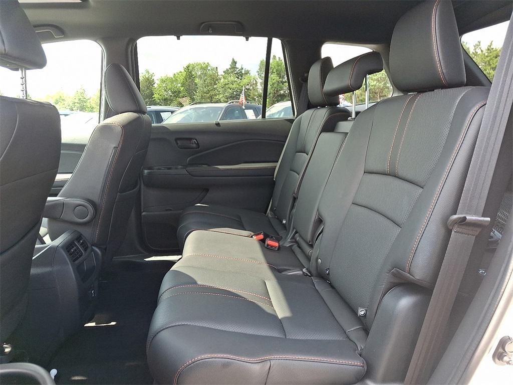 used 2022 Honda Passport car, priced at $26,995