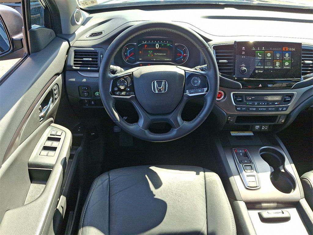 used 2022 Honda Pilot car, priced at $30,495