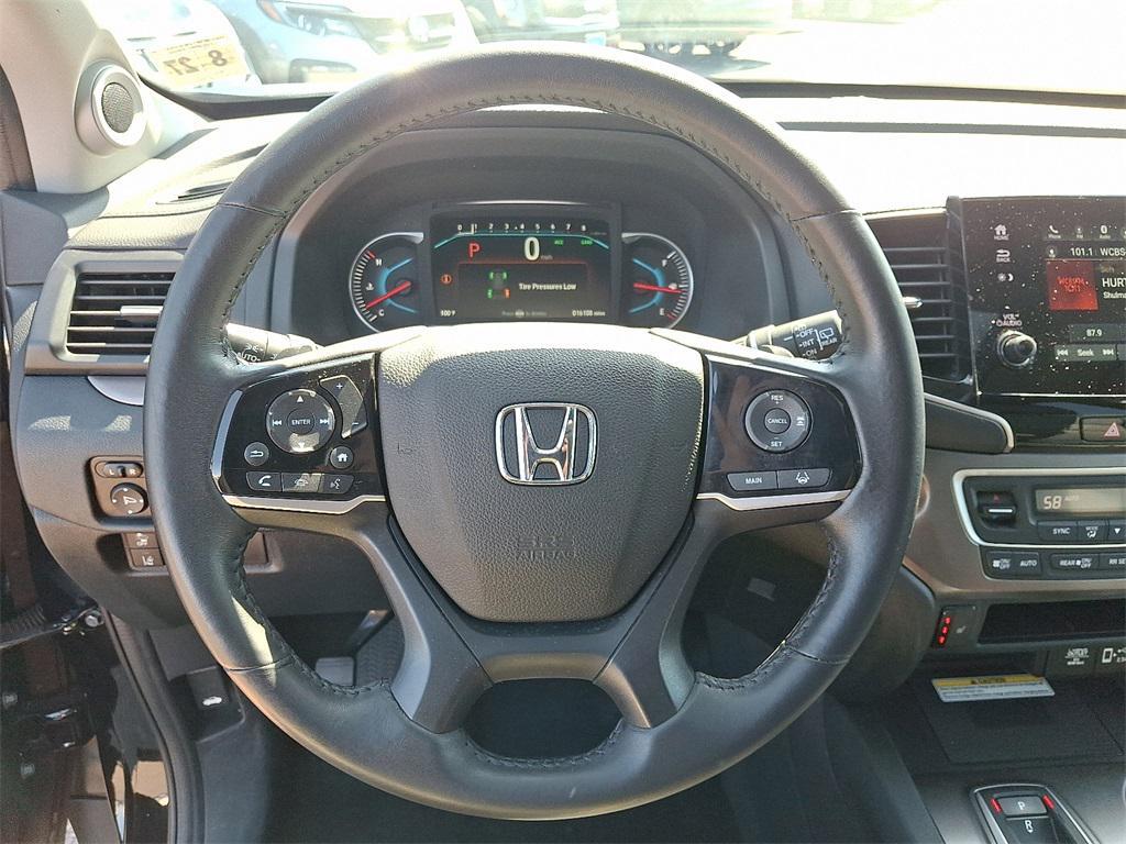 used 2022 Honda Pilot car, priced at $30,495