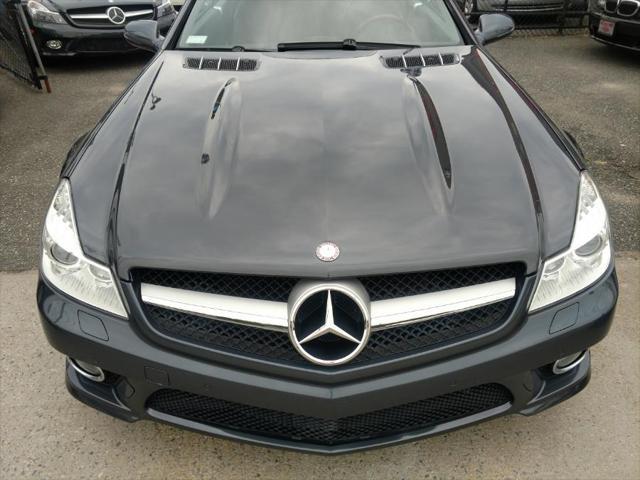 used 2009 Mercedes-Benz SL-Class car, priced at $32,995