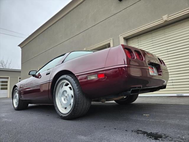 used 1993 Chevrolet Corvette car, priced at $17,995