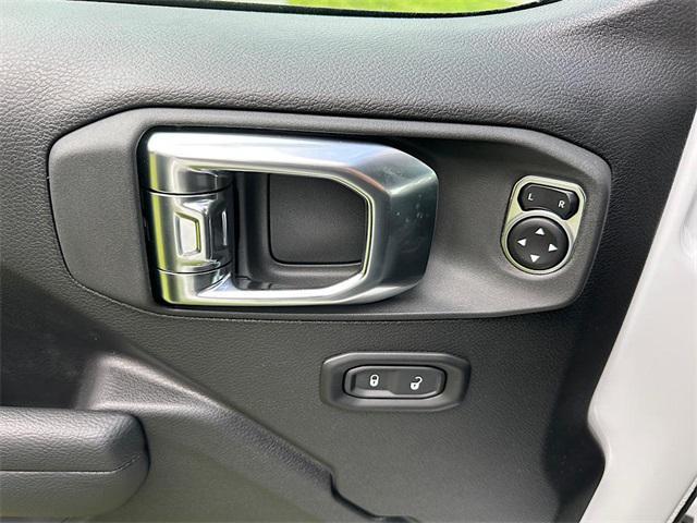 new 2026 Jeep Gladiator car, priced at $48,430