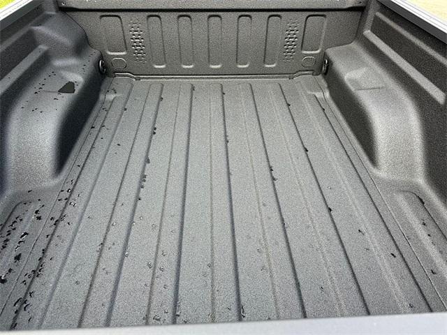 new 2026 Jeep Gladiator car, priced at $48,430