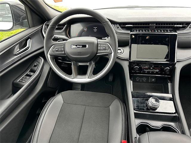 new 2025 Jeep Grand Cherokee L car, priced at $44,915