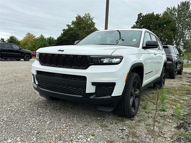 new 2025 Jeep Grand Cherokee L car, priced at $44,915