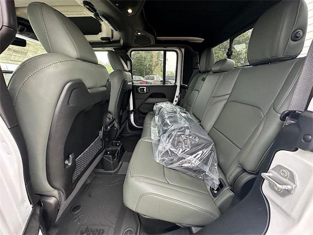 new 2025 Jeep Gladiator car, priced at $53,820