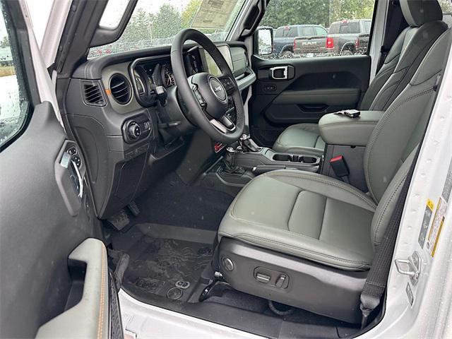 new 2025 Jeep Gladiator car, priced at $53,820
