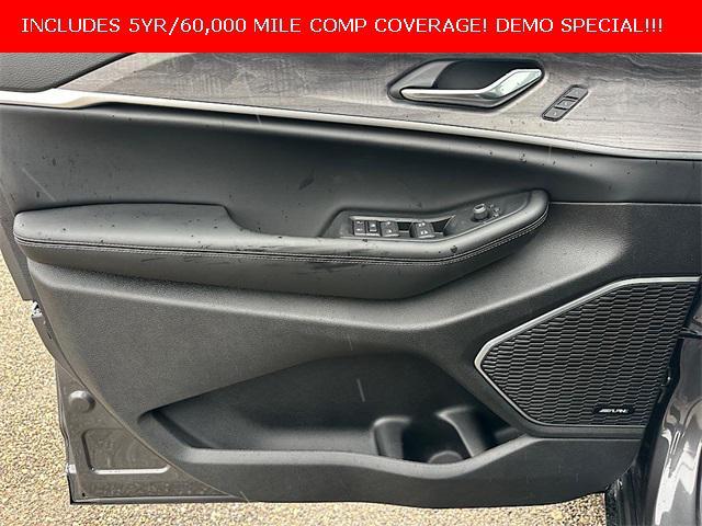 new 2025 Jeep Grand Cherokee L car, priced at $44,910