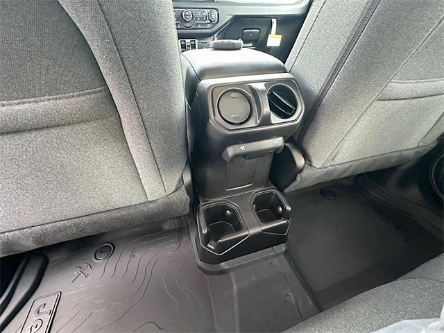 new 2026 Jeep Gladiator car, priced at $51,260