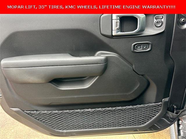 new 2026 Jeep Gladiator car, priced at $55,760