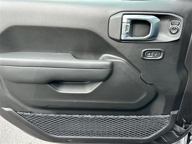 new 2026 Jeep Gladiator car, priced at $51,260