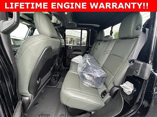 new 2025 Jeep Gladiator car, priced at $51,860