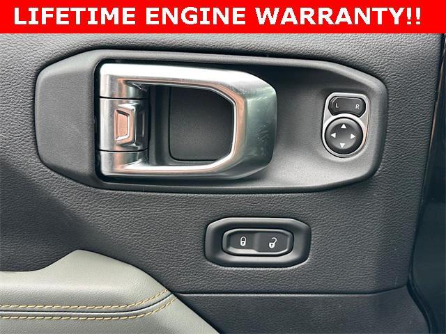 new 2025 Jeep Gladiator car, priced at $51,860