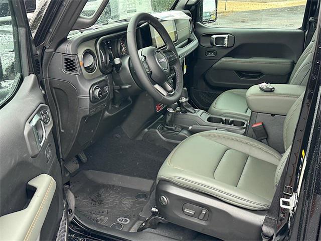 new 2025 Jeep Gladiator car, priced at $54,460