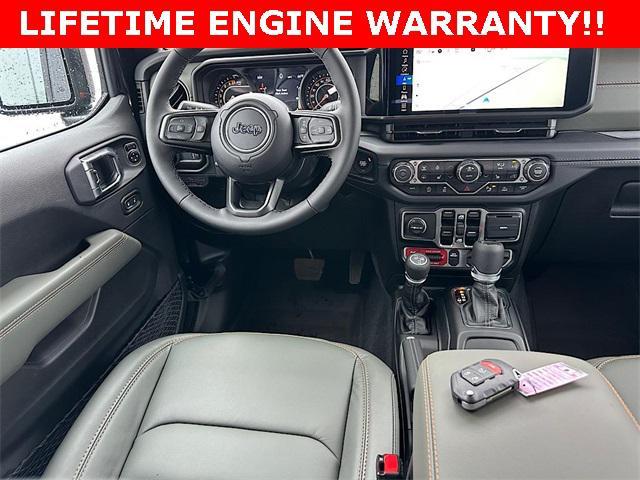 new 2025 Jeep Gladiator car, priced at $51,860