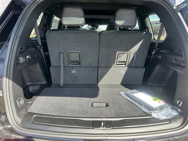 new 2025 Jeep Grand Cherokee L car, priced at $39,675