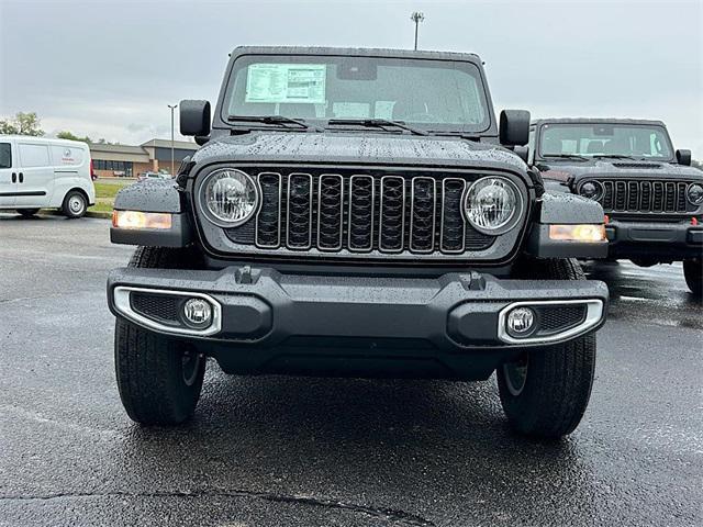 new 2025 Jeep Gladiator car, priced at $45,745