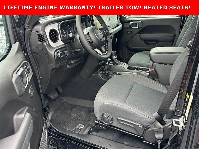 new 2025 Jeep Gladiator car, priced at $45,745