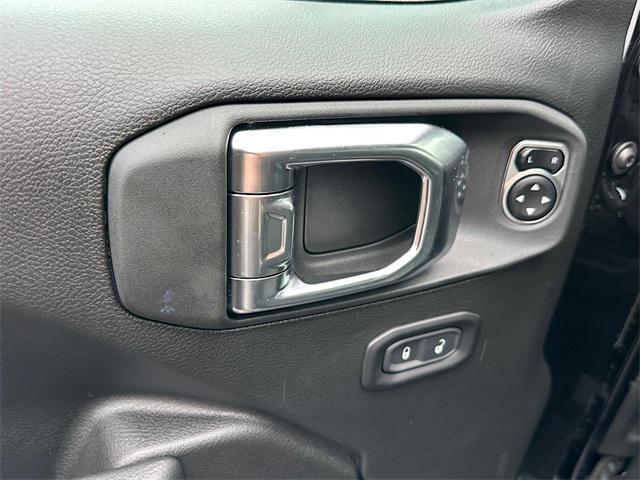 new 2025 Jeep Gladiator car, priced at $45,745