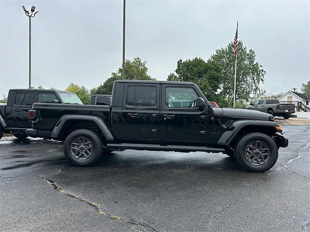 new 2025 Jeep Gladiator car, priced at $45,745